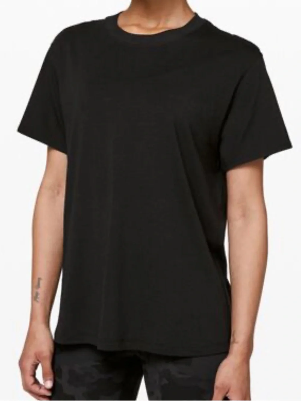 Lululemon All Yours Tee *Vitasea Black Size 14 DAMAGED